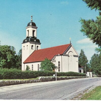 Bjurholms kyrka Foto: C. G. Vincent Förlag: Anderssons Bok & Pappershandel Eftr. Bjurholm Ägare: Åke Runnman 10x15