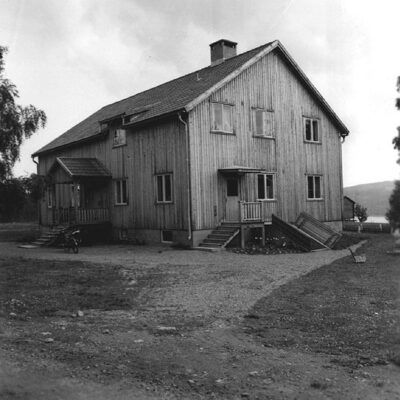 Juli 2020. Östra Örträsk. Församlingssalen. Foto: Evert Larsson, folklivsforskare, konstnär och konservator som levde mellan åren 1898 - 1964. 