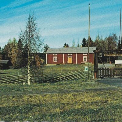 Bjurholm, Hembygdsgården
Förlag: Anderssons Bok & Pappershandel Eftr., Bjurholm
Ocirkulerat
Ägare: Åke Runnman
10x15